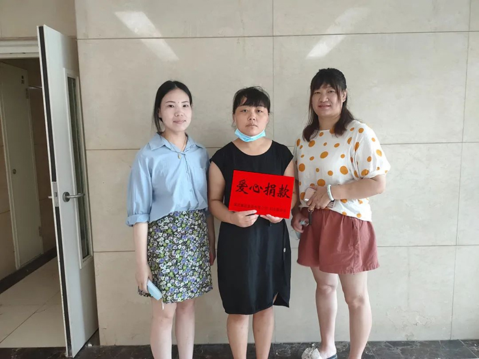 暖心慰問(wèn)，進(jìn)行中